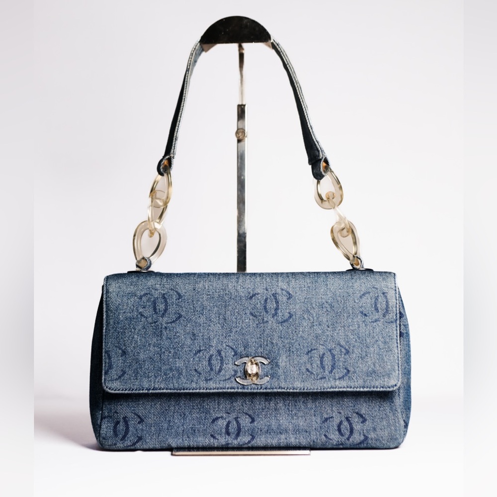 CHANEL denim CC shoulder bag 2002